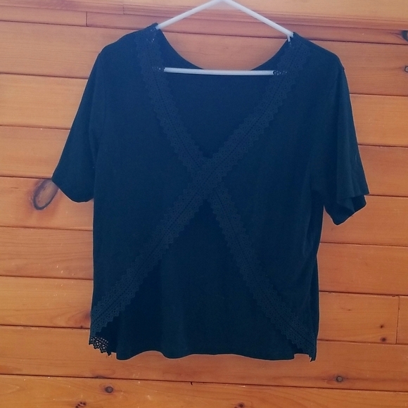 SHEIN • peekaboo back | M - Picture 3 of 7